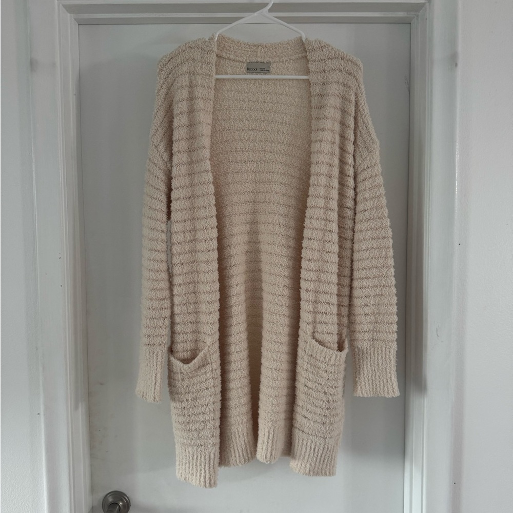 Cozy Beige Open-Front Popcorn Cardigan Sweater, Small